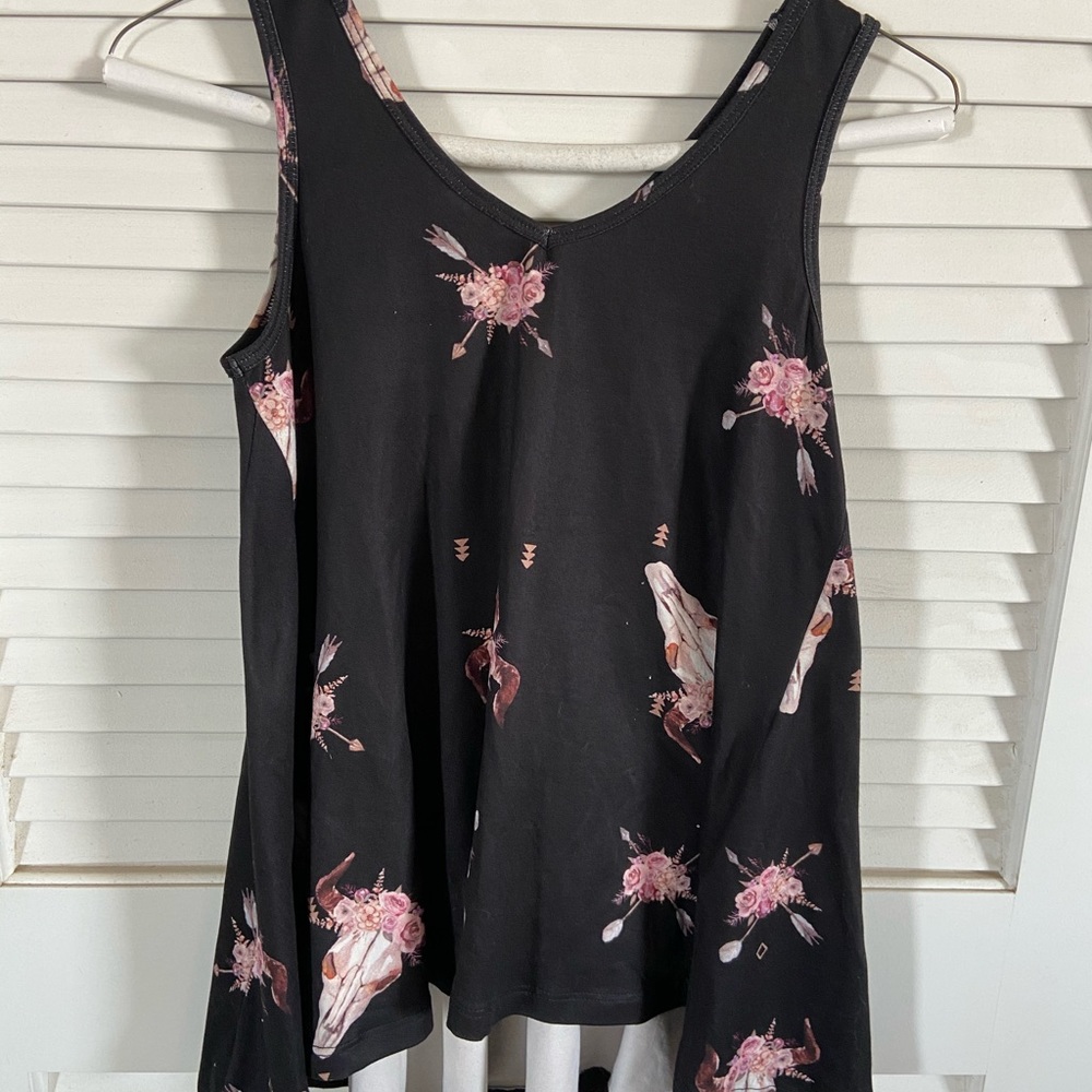 Black skull head Top